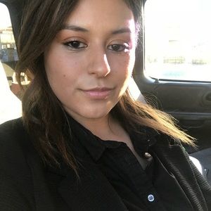 Meet your Posher, Alissa